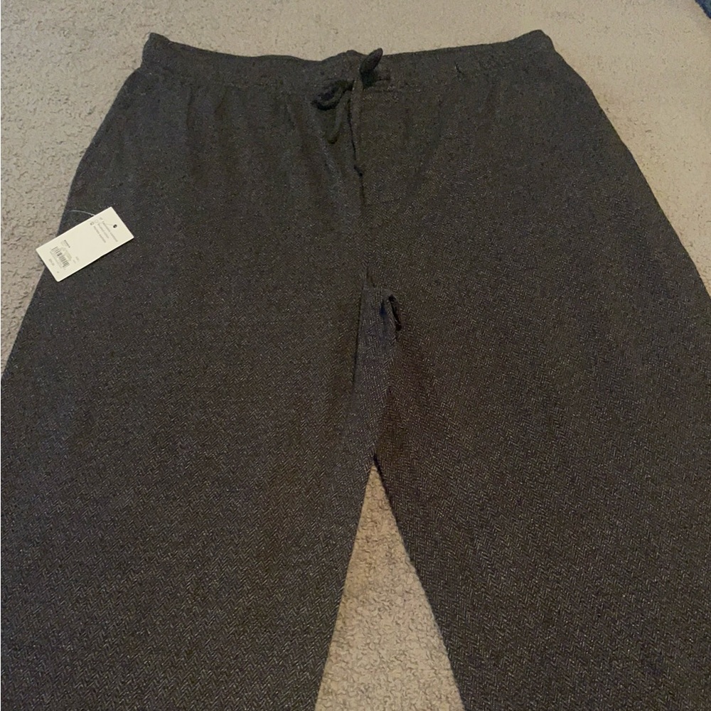 Men’s lounge pants